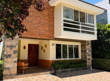 Casa en condominio de 5 habitaciones, Tlajomulco de Zúñiga · Hermosa Residencia en Hacienda Mirage