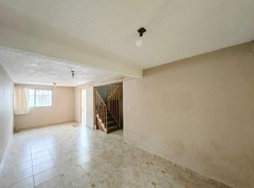 5d56c0f8c729719a5d7da449a232d577d31af8f37bbd5be9a9fa46968e66c089 · Casa en Renta en Triangulo de Las Agujas / 65 m² / Vigilancia