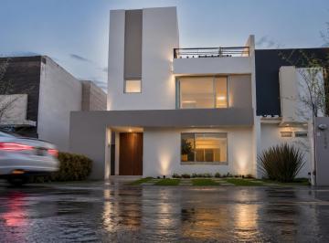 Casa de 3 habitaciones, Querétaro · Casa en Venta en El Refugio, Roof Garden, 3 Recámaras, Hermosa!