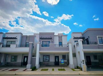 Casa de 3 habitaciones, Pachuca · Casa Amaral Ampliada en Venta | Espacios Amplios y Excelente Ubicación en Pachuca