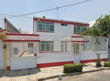 Casa de 5 habitaciones, Tláhuac · Casa de 428 m² con 5 Recámaras en Venta en Los Olivos