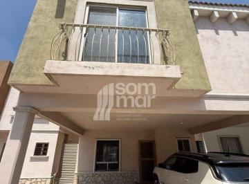 Casa de 3 habitaciones, Ramos Arizpe · Casa en Renta en Portal Las Palomas