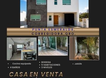 Casa de 5 habitaciones, Corregidora · Casa con Tres Niveles en Venta en Punta Esmeralda, Corregidora, Qro.