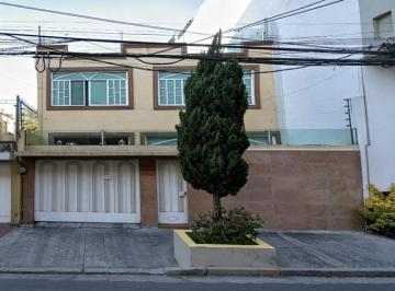 Casa de 4 habitaciones, Benito Juárez · Casa de 130 m² con 4 Recámaras en Venta en Portales Norte