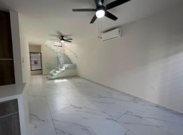 Casa de 3 habitaciones, García · Casa en Renta en Solana Residencial, Dominio Cumbres, Nuevo Leon