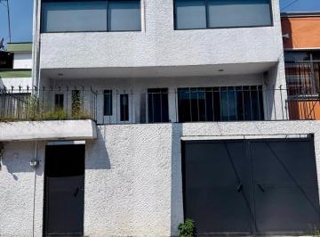 Casa de 4 habitaciones, Gustavo A. Madero · Hermosa y Amplia Casa en Venta