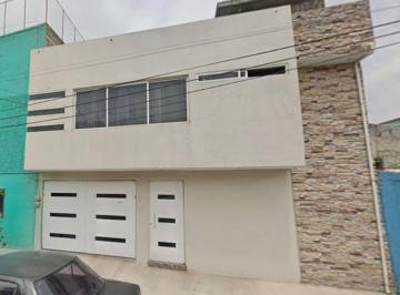 Casa de 3 habitaciones, Nezahualcóyotl · Venta de Casa en Nexahualcoyotl Col La Perla Edo Mex