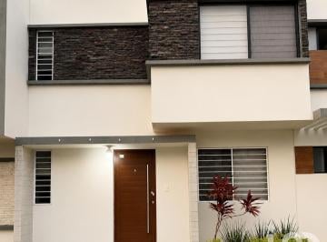 Casa · 83m² · 3 Recámaras · 1 Estacionamiento · Casa en Venta en La Querencia Residencial Mallorca
