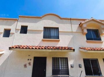 Casa de 3 habitaciones, Tlajomulco de Zúñiga · Casa Venta Alta California Tlajomulco