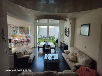 Casa · 179m² · 3 Recámaras · 3 Estacionamientos · Casa en Venta en Col. Pirules