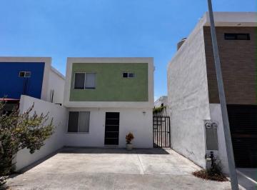 Casa · 97m² · 3 Recámaras · 2 Estacionamientos · Casa - Paseo de Los Nogales