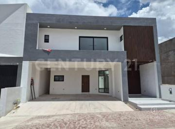 Casa · 298m² · 3 Recámaras · Casa en Venta en Altozano, Chihuahua, Chih.