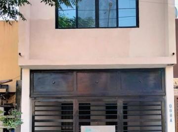 Casa · 1 Estacionamiento · Casa en Venta Privadas del Camino Real