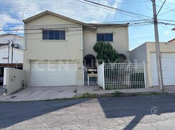 Casa · 432m² · 4 Recámaras · Casa en Venta en Lomas La Salle, Chihuahua, Chih