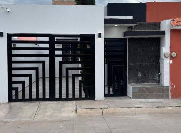 Casa · 85m² · 3 Recámaras · 2 Estacionamientos · Casa en Renta Fraccionamiento Atenas Una Sola Planta - (4)