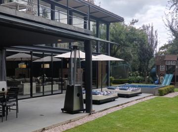 Casa · 390m² · 5 Recámaras · 6 Estacionamientos · Casa en Venta - (4)