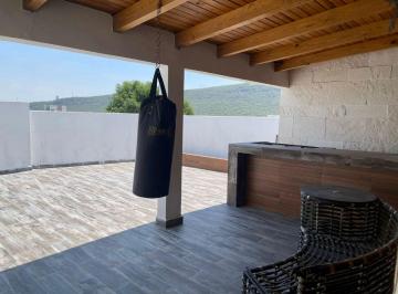 Casa de 4 habitaciones, Querétaro · Diseñada Para Quienes Aman La Vista y La Ubicación - Centro Sur