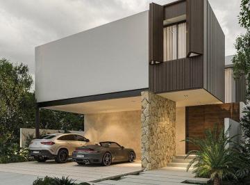 Casa de 3 habitaciones, Mérida · Casa en Venta con Terraza y Piscina| Chablekal, Mérida| 178.54 M²| 3 Recámaras