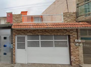 Casa de 3 habitaciones, Veracruz · Casa en Venta Col Lomas del Rio Medio III Veracruz