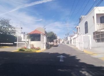 Casa de 2 habitaciones, Zapopan · Av Torremolinos Casa Coto
