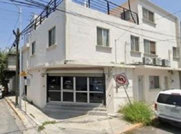 1 · Oficina con Bodega Comercial en Renta en Monterrey
