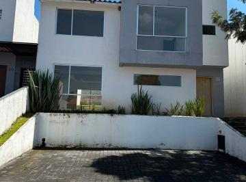 b0404f177f13f0dfea6c96dc566d2f1c778e88b16930a7ad11a31188dd531081 · Venta Casa en Ocre Bosque Esmeralda
