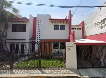 Casa de 3 habitaciones, Comalcalco · Casa en Venta en Comalcalco, Tabasco