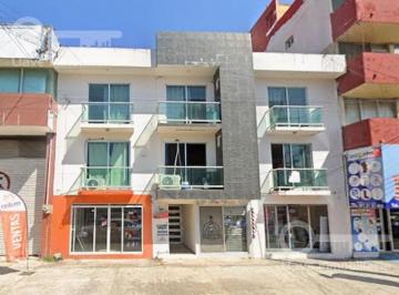 Oficina · 50m² · Oficina en Renta en Av Ignacio Zaragoza, Col. Centro, Coatzacoalcos, Ver.
