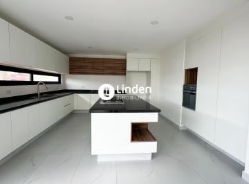 Departamento · 220m² · 3 Recámaras · 2 Estacionamientos · Departamento en Renta en Torre Nau, Las Animas, Puebla