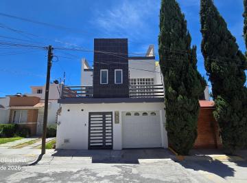 Casa de 4 habitaciones, Pachuca · Casa con 4 Recámaras en Venta en Punta Azul