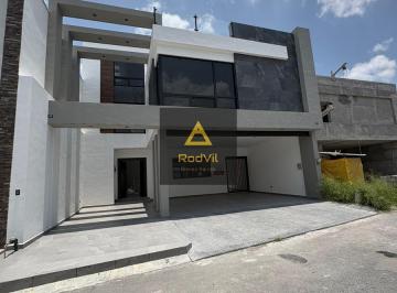 Casa · 380m² · 3 Recámaras · 2 Estacionamientos · Casa en Venta Amorada Residencial