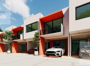 Casa · 4 Recámaras · 3 Estacionamientos · Casa Nueva en Renta Col. Volcanes