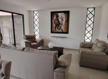 Casa de 4 habitaciones, Celaya · Amplia Casa Amueblada en Renta 4 Recamaras Fracc Priv Quintas Campo Real