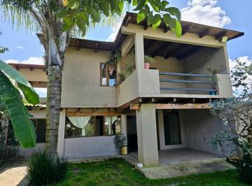 Casa · 150m² · 2 Estacionamientos · Casa en Casa Viejas