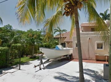 Casa en Venta de 4 habitaciones Puerto Aventuras · Casa en Venta en Puerto Aventura Quintana Roo