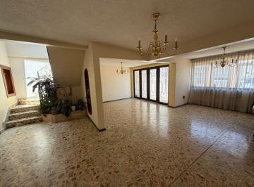 Casa de 4 habitaciones, Tlalnepantla de Baz · Jardines Sta Monica Magnífica Casa, Gran Amplitud y Todas Comodidades.