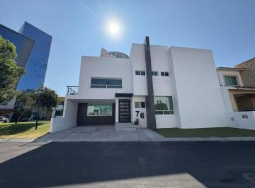 Casa en condominio de 3 habitaciones, Querétaro · Casa en Renta en Querétaro Centro Sur Claustros de La Catedral