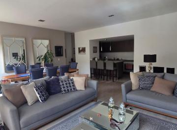 Departamento de 3 habitaciones, Querétaro · Departamento de Lujo en Renta en Juriquilla | Amueblado + Jardín Privado + Amenidades Top + Pb