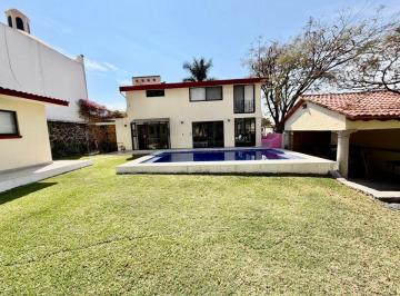 Casa de 3 habitaciones, Temixco · Renta Excelente Casa Al Sur de Cuernavaca con Amplio Jardín y Alberca Se Renta con o Sin Muebles