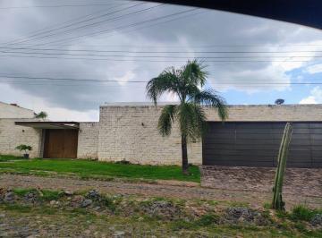 Casa de 4 habitaciones, León · Casa en Venta en Lomas de Comanjilla a Estrenar