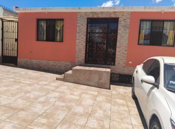 Casa de 4 habitaciones, Hidalgo del Parral · Casa Habitación