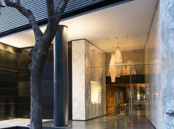 Edificio · 2593m² · 220 Estacionamientos · Edificio Comercial en Venta