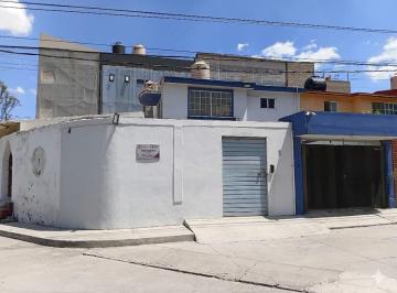 Casa de 3 habitaciones, Atizapán de Zaragoza · Casa con Local Comercial