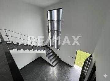 Casa · 190m² · 3 Recámaras · 2 Estacionamientos · Casa Nueva en Venta Dentro de Fraccionamiento a La Entrada de Oaxtepec Centro