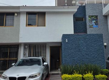 Casa en condominio de 2 habitaciones, Guadalajara · Casa en Fraccionamiento con Excelente Ubicacion, Cerca de Glorieta Colon