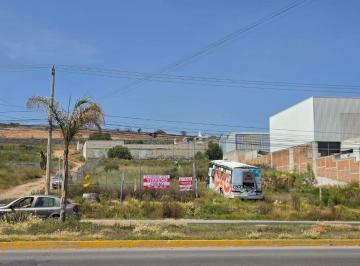 Terreno / Lote , Mineral de la Reforma · Terreno de 2100 m² Sobre El Las Palomas en El Portezuelo