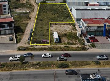 Terreno / Lote , Mineral de la Reforma · Terreno de 2100 m² Sobre El Las Palomas en El Portezuelo