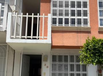 Casa en condominio de 4 habitaciones, Puebla · Venta de Casa de 4 Recamaras en Fraccionamiento Los Heroes 2da Seccion Puebla