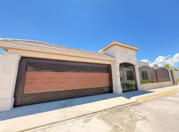 1 · Casa de 1 Piso en Venta en Sierra Morena, Ramos Arizpe: Espacio, Comodidad y Ubicación