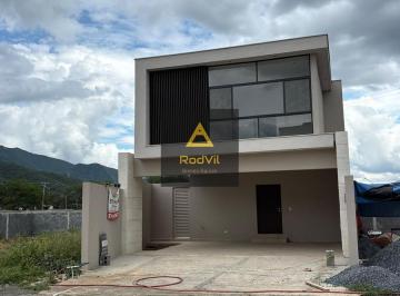 Casa · 212m² · 3 Recámaras · 3 Estacionamientos · Casa en Venta Vientos del Vergel